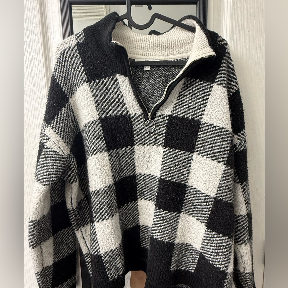Black and White Gingham/Checker Quarter Zip
